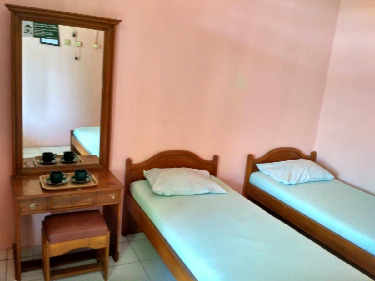 Ismoyo Hotel ジョグジャカルタ エクステリア 写真